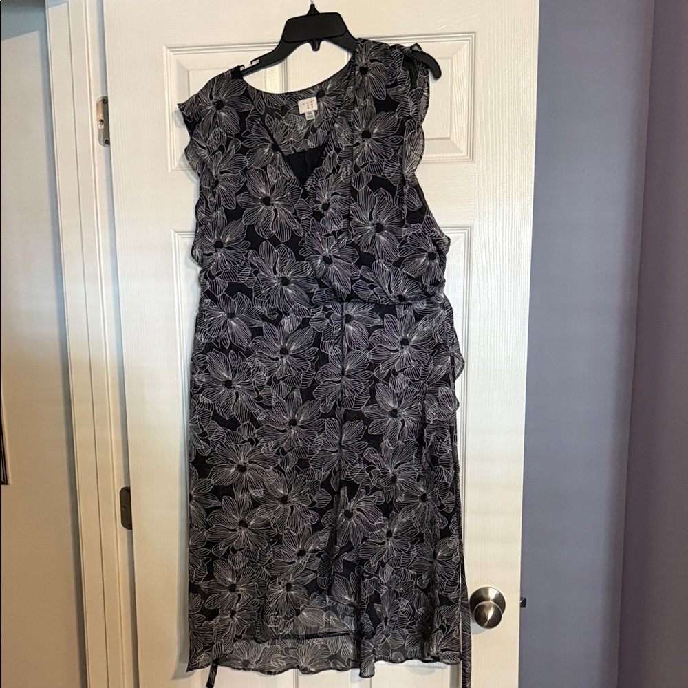 Floral Black and White Women's Dress